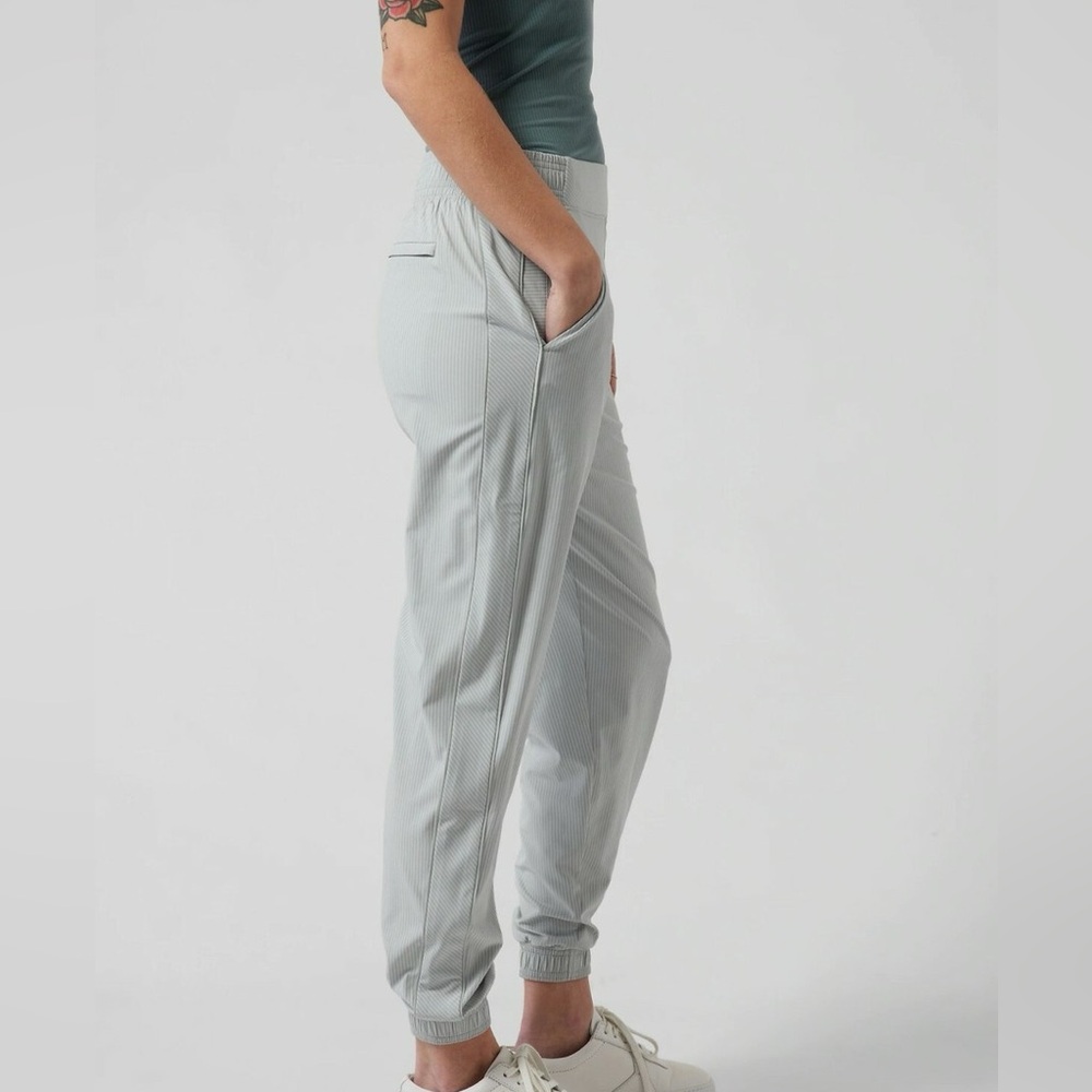 NWT, Athleta Brooklyn Textured Jogger, City Stripe Coast Grey - Picture 3 of 12
